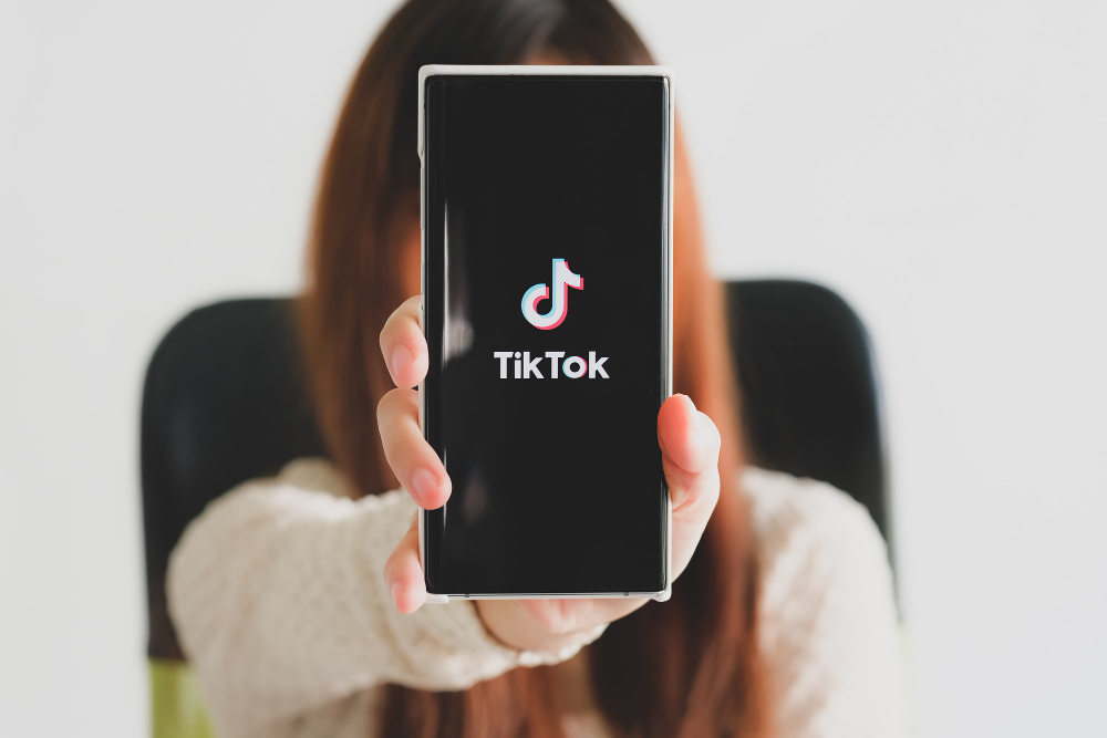 ¿TikTok al rescate del libro impreso?